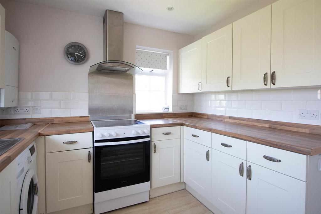 24 Hazelgrove -Kitchen (2).jpg