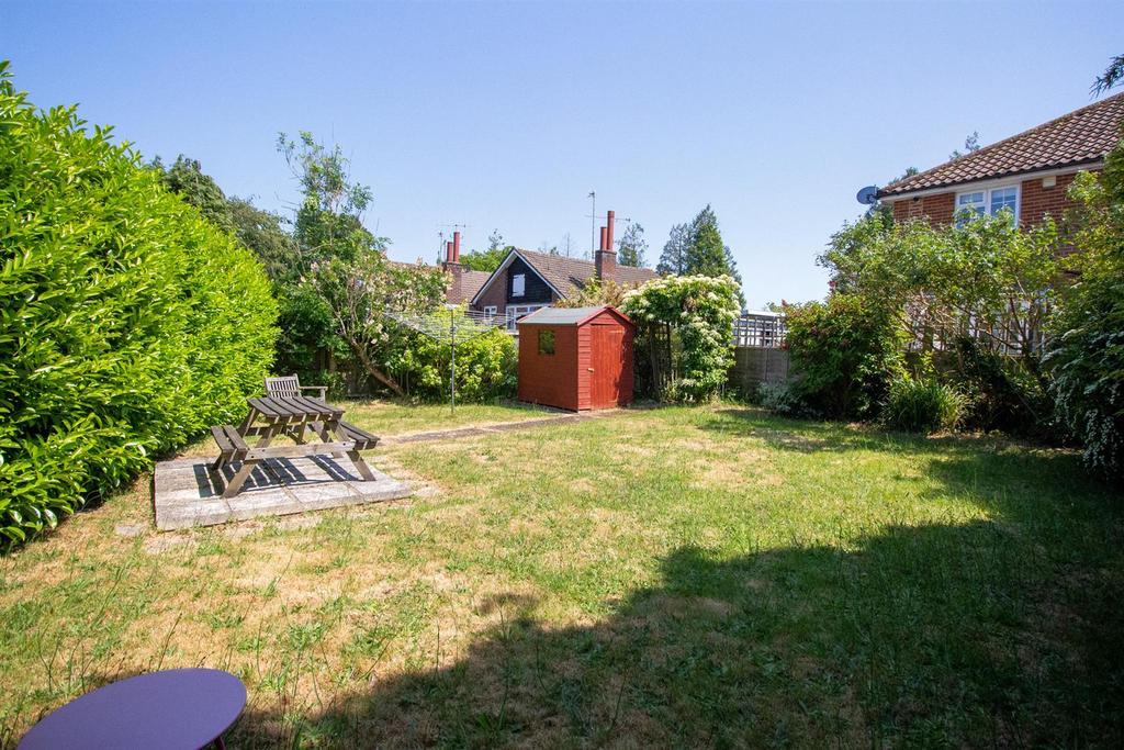 24 Hazelgrove private garden.jpg