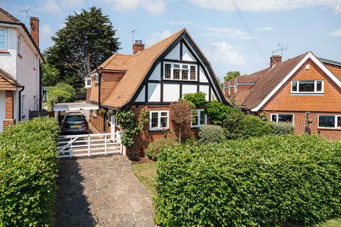 31 Hamilton Close, Epsom, KT19 8RG