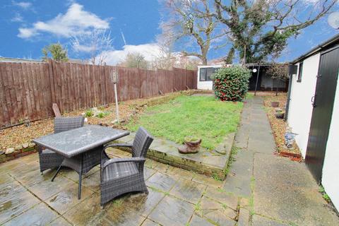 11 Halcot Avenue, Bexleyheath, DA6 7QE