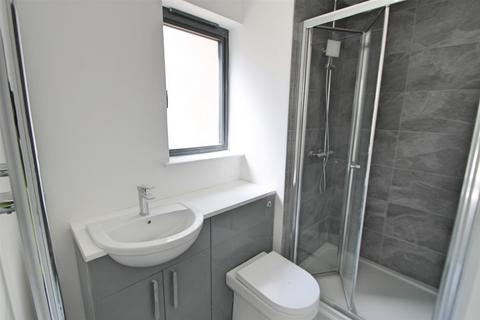 2 bedroom flat for sale, Watford WD19