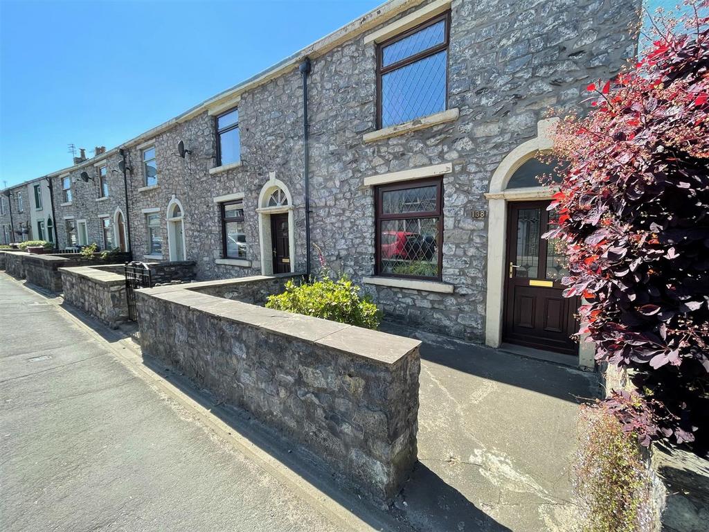 Whalley Road, Clitheroe, Ribble Valley 2 bed terraced house for sale