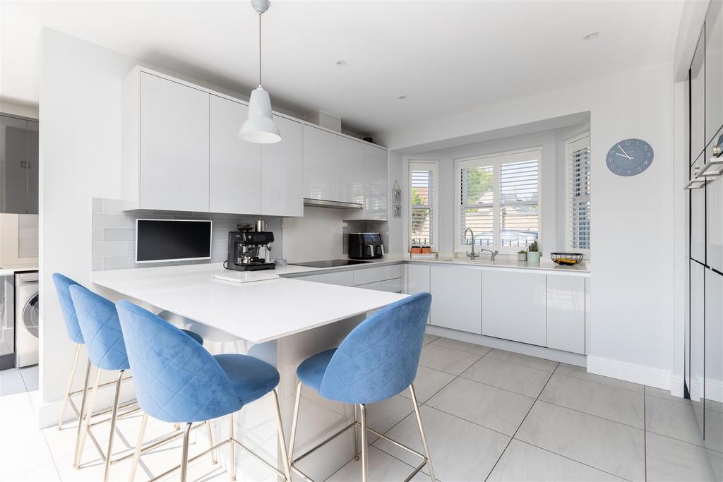 Kitchen/Breakfast Room