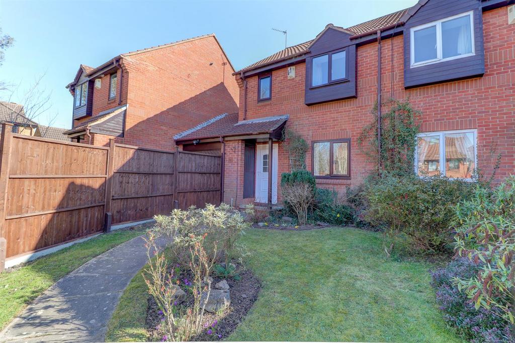 Willow Sheets Meadow Cubbington 3 Bed Semi Detached House £270 000