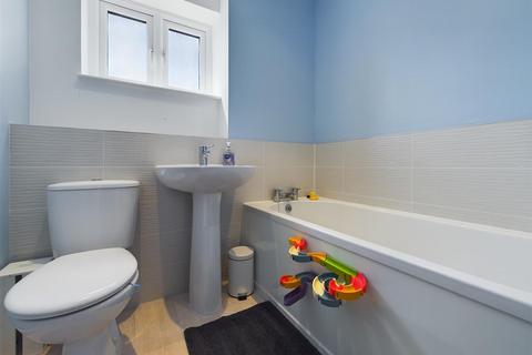 25 Deleval Crescent, Shiremoor, Newcastle Upon Tyne, NE27 0FA