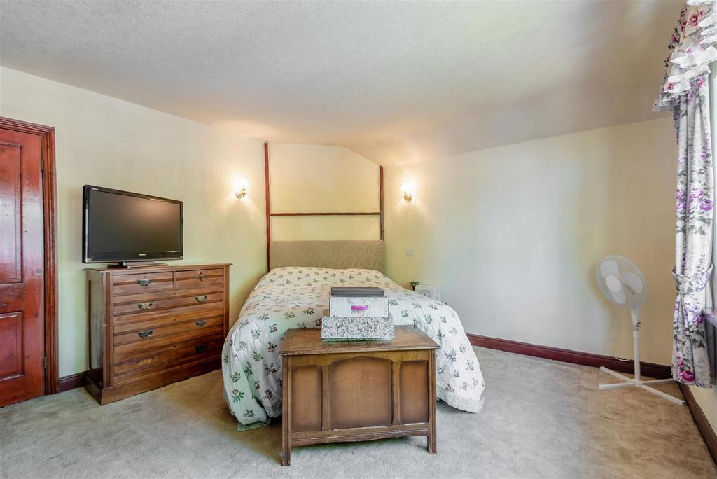 8557286-interior12.jpg