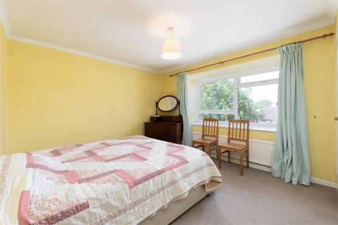 2 bedroom flat for sale, Cambalt Road, London
