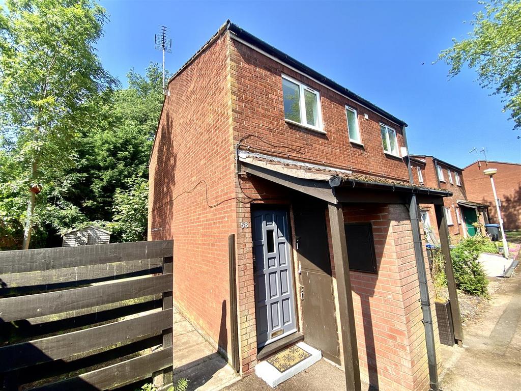The Meadows, Burbage 2 bed apartment to rent £650 pcm (£150 pw)