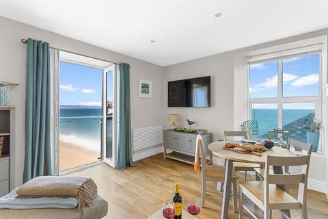 2 bedroom flat for sale, At The Beach, Torcross