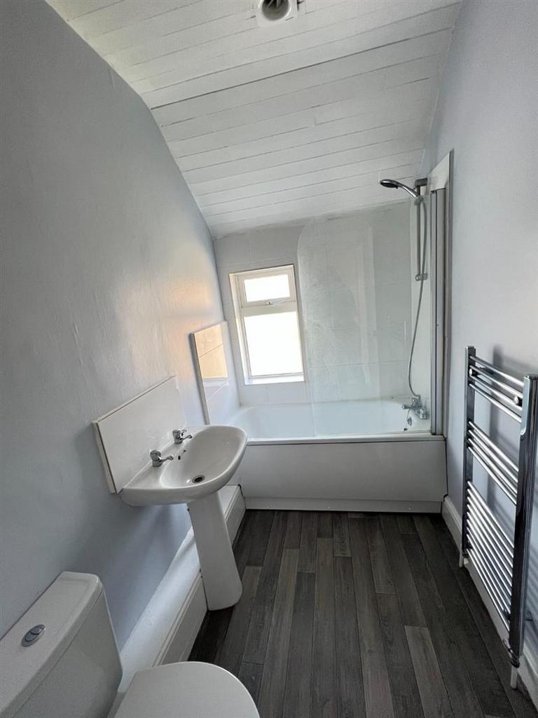 Bathroom.jpeg