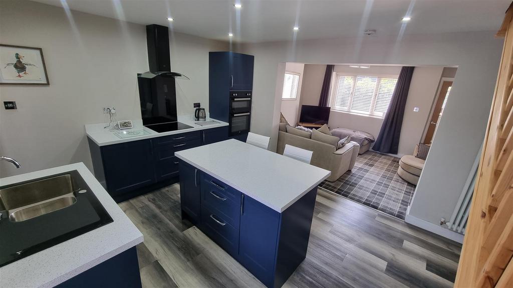 Valley Terrace, Howden Le Wear 2 bed terraced house for sale £125,000
