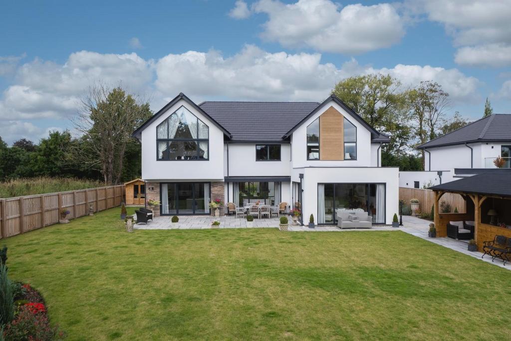 Witton Park, Chester Road, Hartford 5 bed detached house for sale £