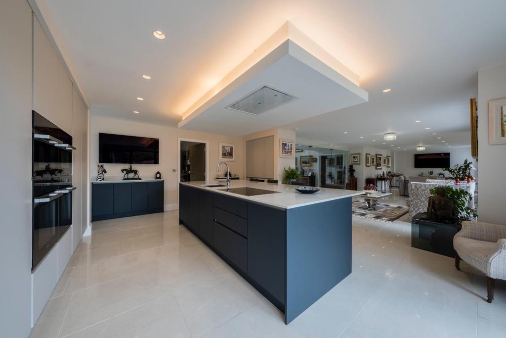 1 Witton Park-007.JPG