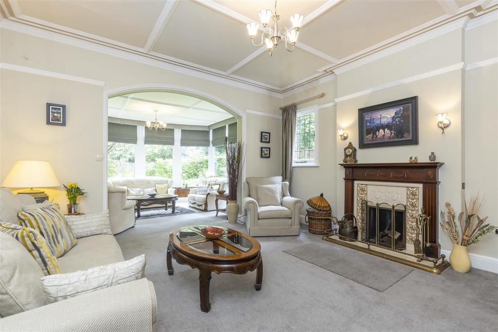 Knighton Grange Road, Stoneygate, Leicester 7 bed detached house for