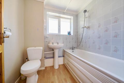 20 Chilthorne Close, London, SE6 4YW