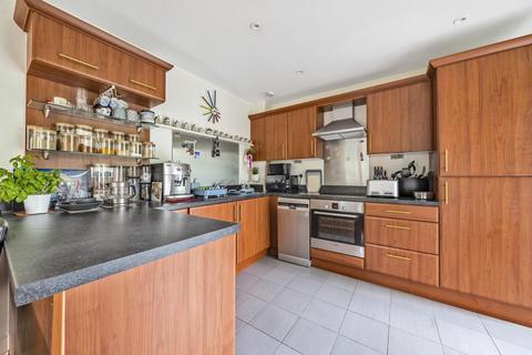 Flat 22, Thackray Court Cornmill View, Horsforth, Leeds, LS18 5NJ