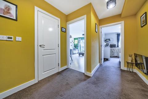 Flat 22, Thackray Court Cornmill View, Horsforth, Leeds, LS18 5NJ