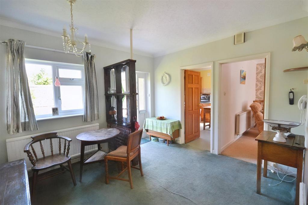 Capel Dewi, Carmarthen 3 bed detached bungalow for sale £325,000