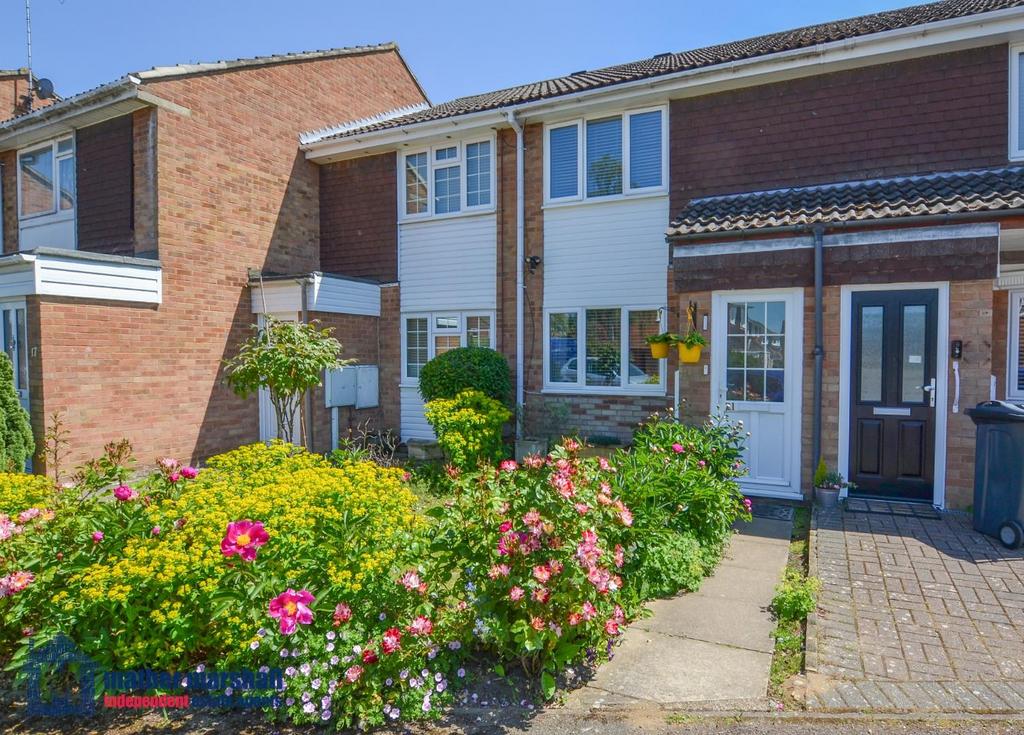 Chapman Road, Stevenage 2 bed terraced house for sale £315,000