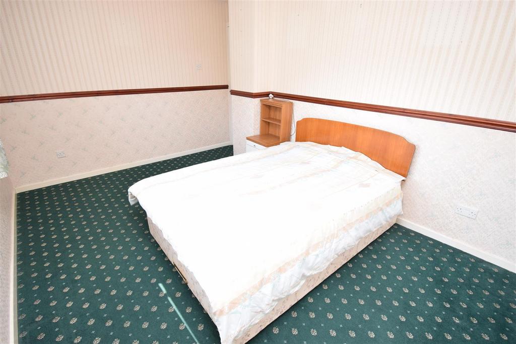 Bedroom one.jpg