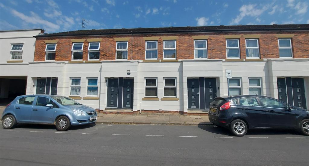 Escrick Street, York 2 bed apartment for sale £200,000
