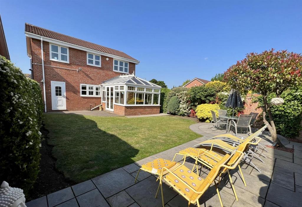 Lesbury Close, Chester Le Street, County Durham 4 bed detached house