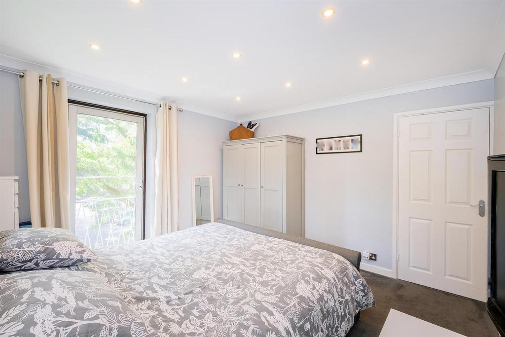 40 Buxton House-5 resized.jpg