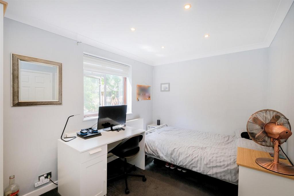 40 Buxton House-2 resized.jpg
