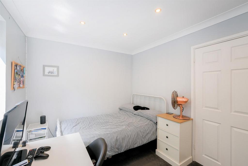 40 Buxton House-3 resized.jpg