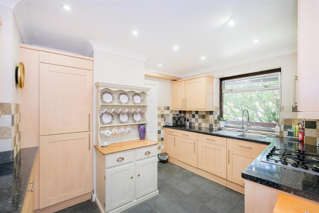 40 Buxton House-9 resized.jpg
