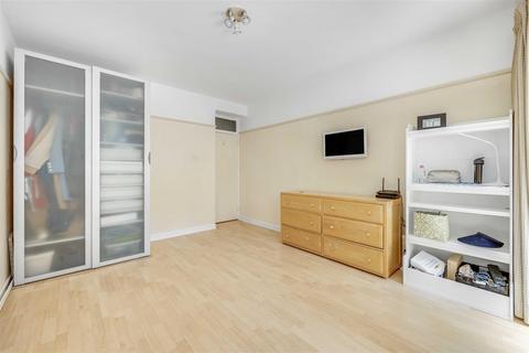Flat 1, Rollo Court Strasburg Road, London, SW11 5HL