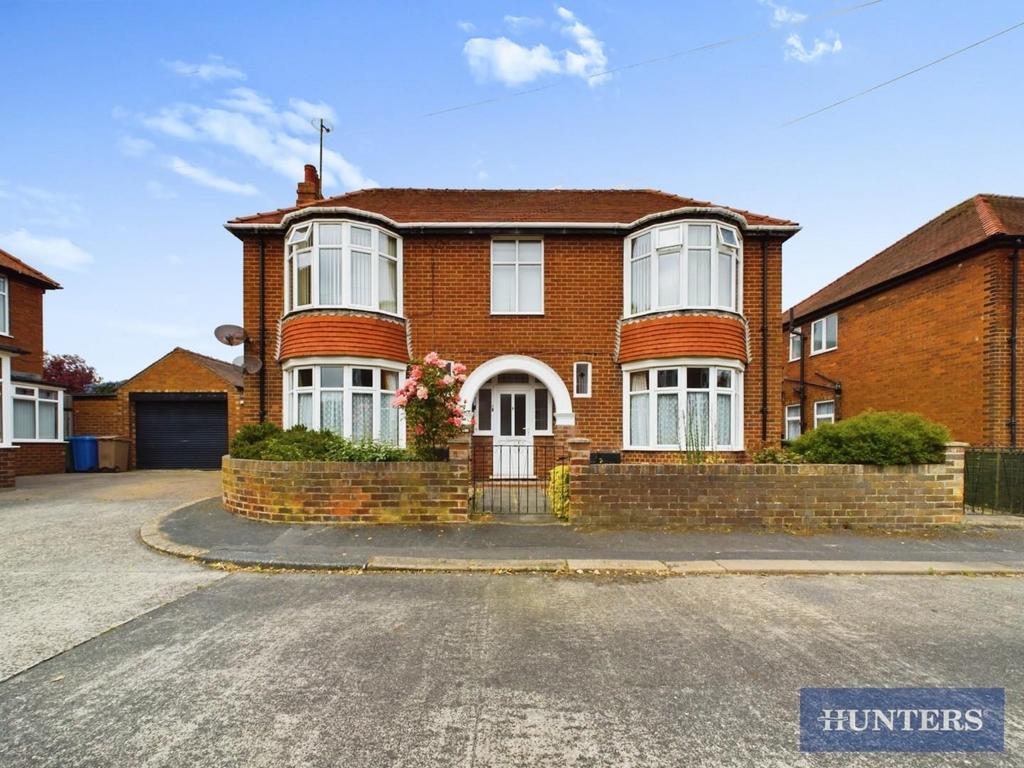 Fortyfoot Grove, Bridlington 2 bed apartment for sale £100,000