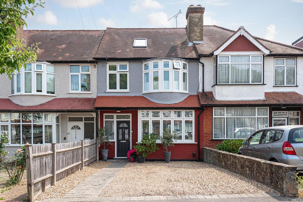 Stoneleigh Avenue, Worcester Park 4 bed terraced house for sale £625,000