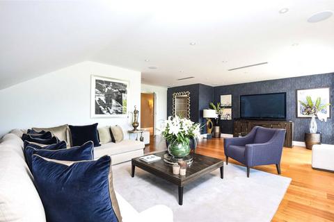 3 bedroom penthouse to rent, Murano House, 389 Cockfosters Road, Hadley Wood, Hertfordshire, EN4