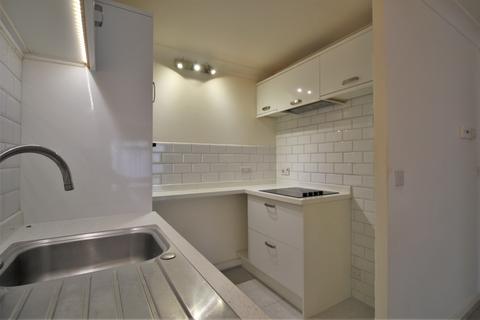 1 bedroom retirement property for sale - Lymington Road, Highcliffe BH23