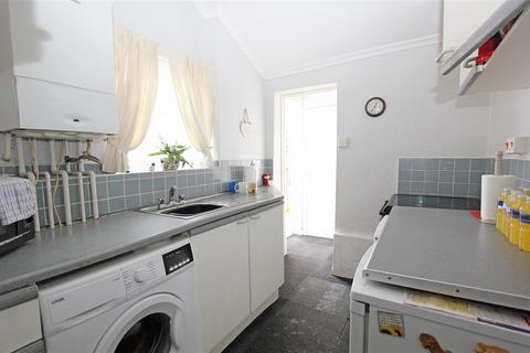11 Rolleston Road, South Croydon, CR2 0PT