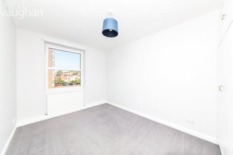 2 bedroom flat to rent, York Avenue, Hove, East Sussex, BN3
