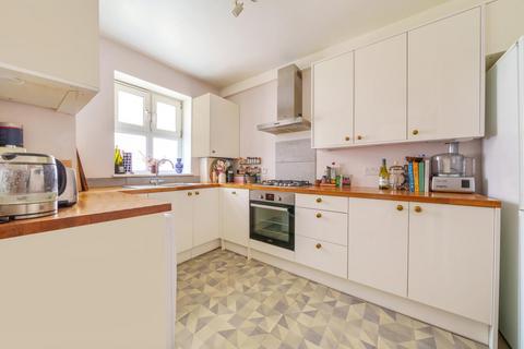 Flat 7, Macklin House Shackleton Close, London, SE23 3YP