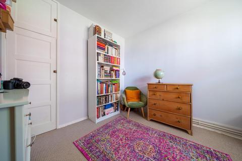 Flat 7, Macklin House Shackleton Close, London, SE23 3YP