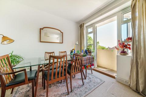 Flat 7, Macklin House Shackleton Close, London, SE23 3YP