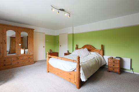 39 Broadfield Road, Folkestone, CT20 2JS