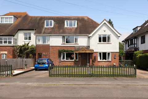 39 Broadfield Road, Folkestone, CT20 2JS