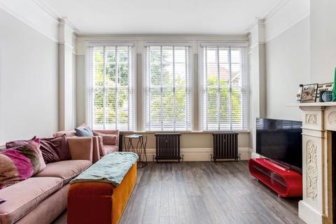 2 bedroom apartment to rent, Carlisle Avenue, St. Albans, Hertfordshire, AL3