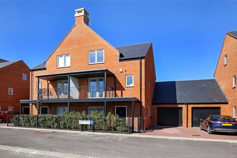 4 bedroom semi-detached house to rent, Morse Road, Winchester, SO22