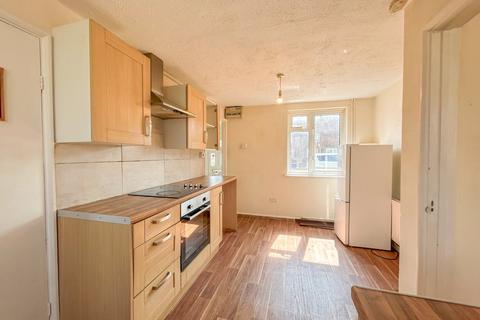 40 Manor Road, Queenborough, ME11 5NA