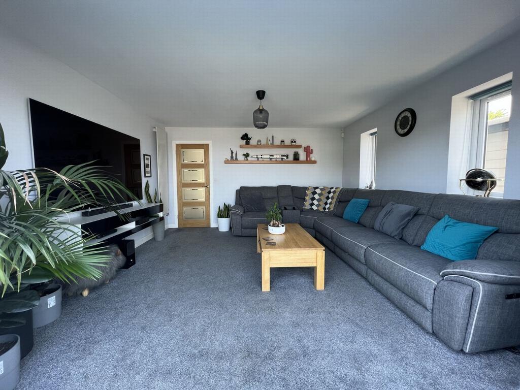 Coronation Avenue, Dawlish, EX7 3 bed detached house for sale £499,950