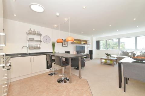 2 bedroom apartment for sale - High Street, Bognor Regis, West Sussex