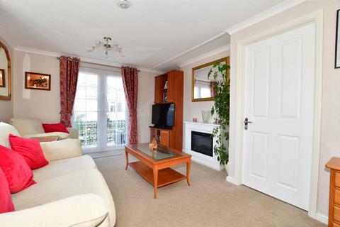 1 bedroom park home for sale, Billingshurst Road, Ashington, West Sussex