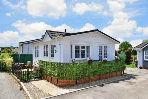1 bedroom park home for sale, Billingshurst Road, Ashington, West Sussex