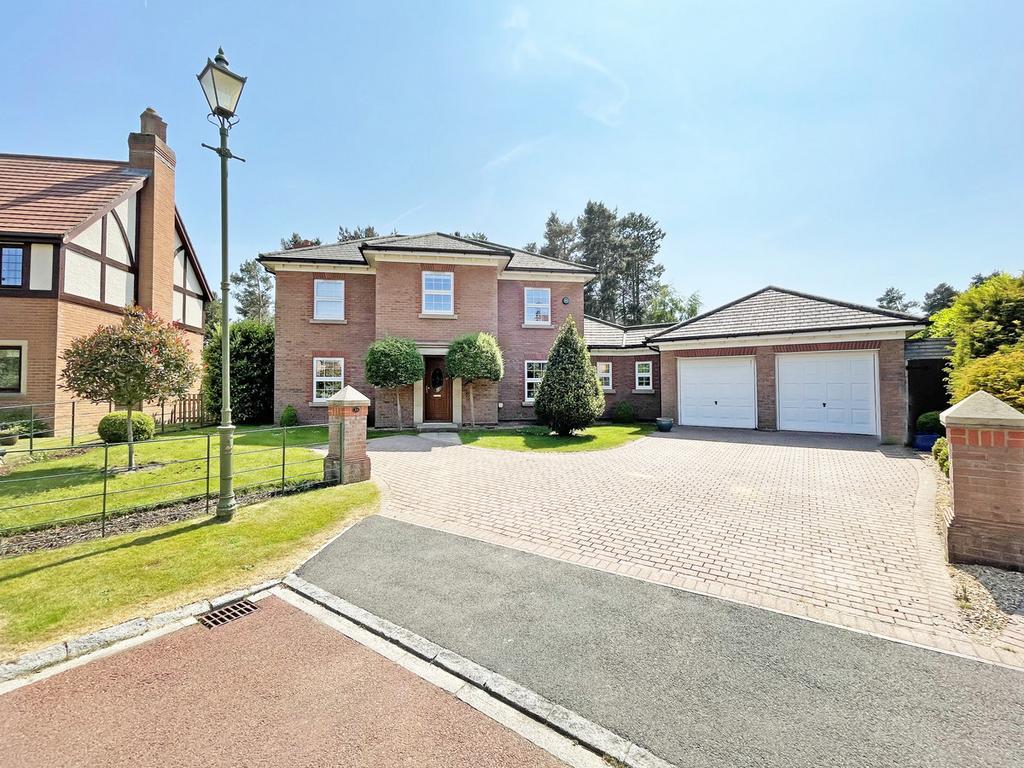 Maynards Grove, Billingham, TS22 4 bed detached house £580,000